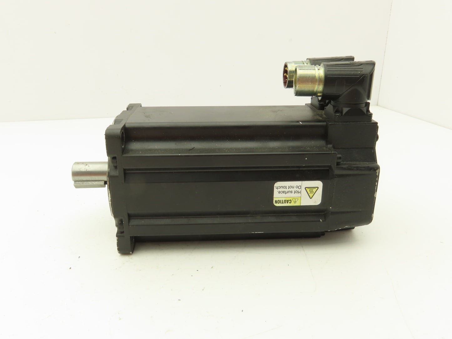 Allen Bradley MPL-B420P-MJ74AA AC Servo Motor 2.5Hp 460V 3PH 5000 RPM Ser A