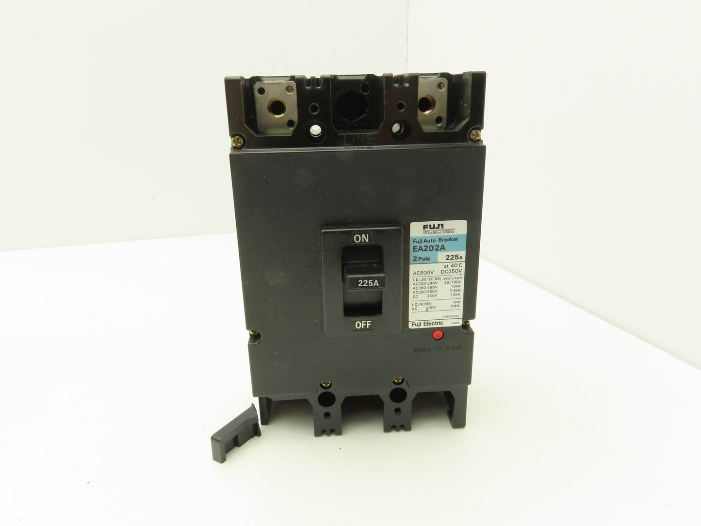 Fuji Electric EA202A  2-Pole Circuit Breaker 225A 600VAC 250VDC 2-Pole