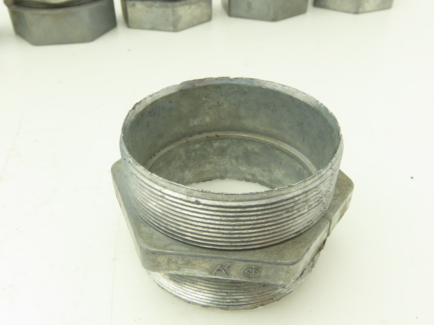 02220 2" EMT Compression Type Connector Coupler Die Cast Aluminum Lot of 22