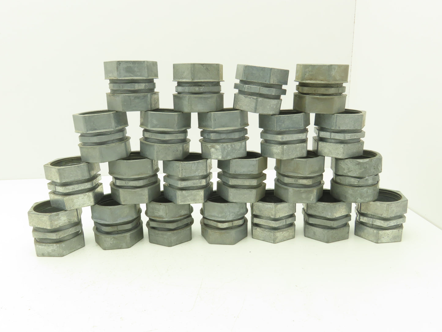02220 2" EMT Compression Type Connector Coupler Die Cast Aluminum Lot of 22