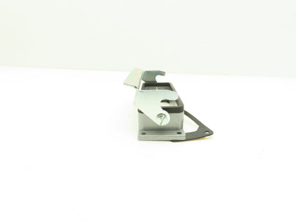 Thomas & Betts PB324 Panel Mount Base B24 D64 DD108 Side Locking Lever Lot of 17