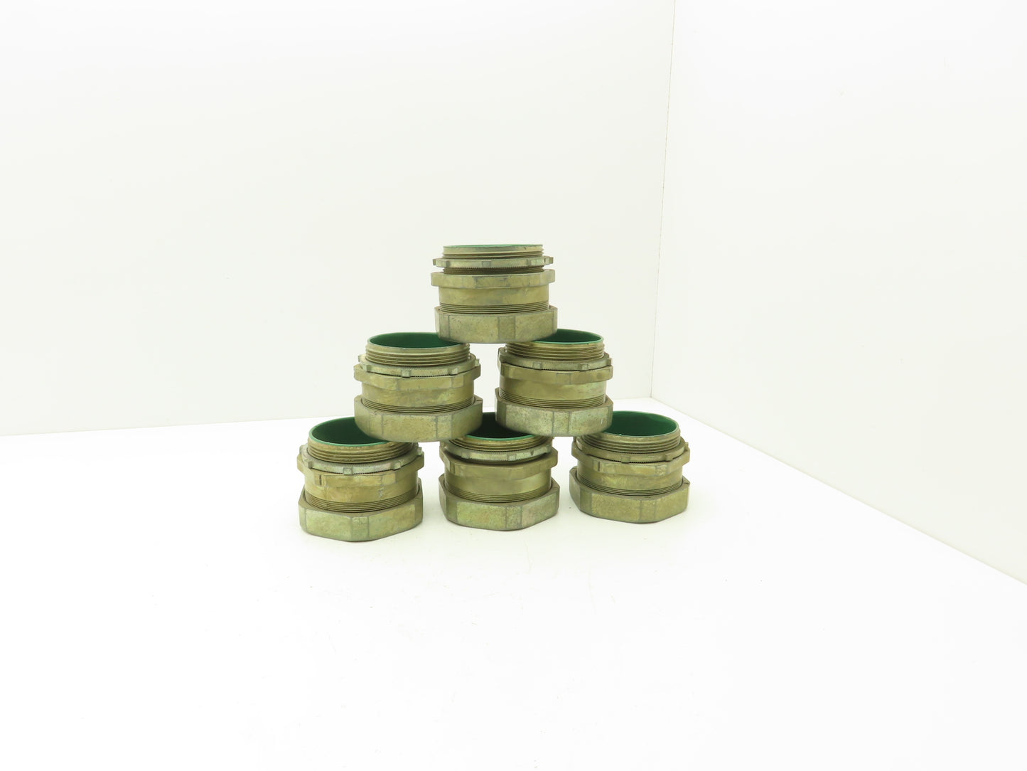 NA 3-1/2" EMT Compression Connector Insulated Throat Rigid Pipe Lot of 6