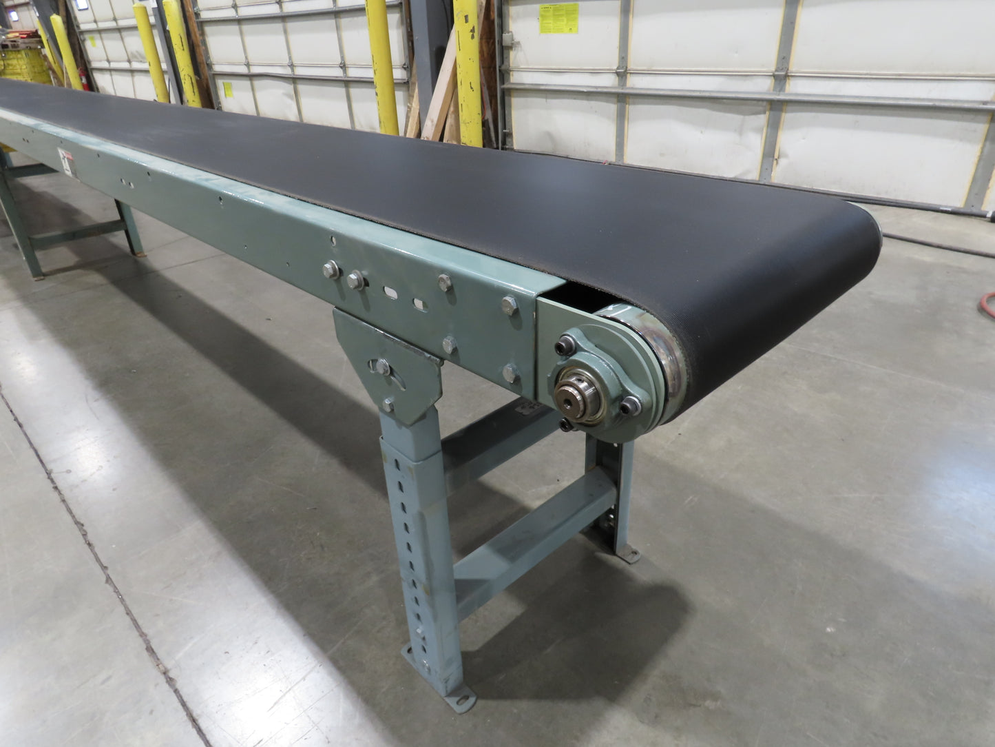 Hytrol 18"x 40' 10" Slider Bed Conveyor 15.5" Belt 1Hp 3PH Center Drive 50FPM