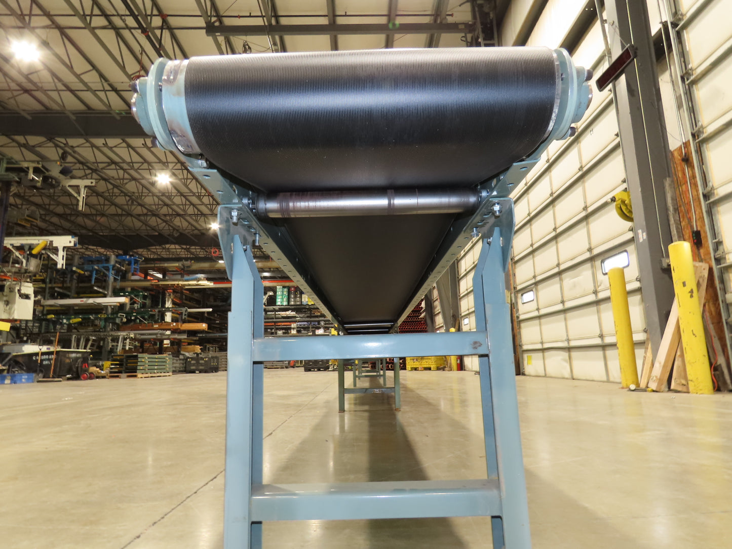 Hytrol 18"x 40' 10" Slider Bed Conveyor 15.5" Belt 1Hp 3PH Center Drive 50FPM