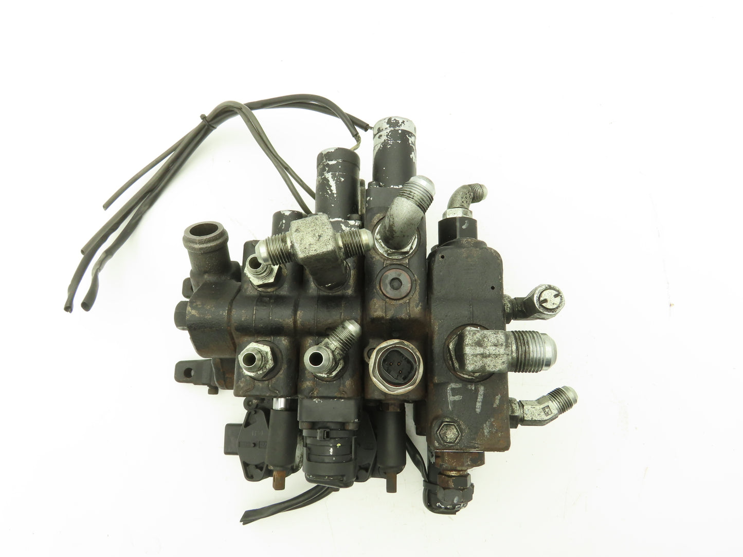 Toyota 67620-U1361-71 Hydraulic 3-Spool Forklift Mast Control Valve From 8FBE15U