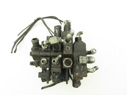 Toyota 67620-U1361-71 Hydraulic 3-Spool Forklift Mast Control Valve From 8FBE15U