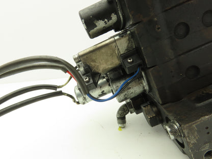 Toyota 67620-U1361-71 Hydraulic 3-Spool Forklift Mast Control Valve From 8FBE15U