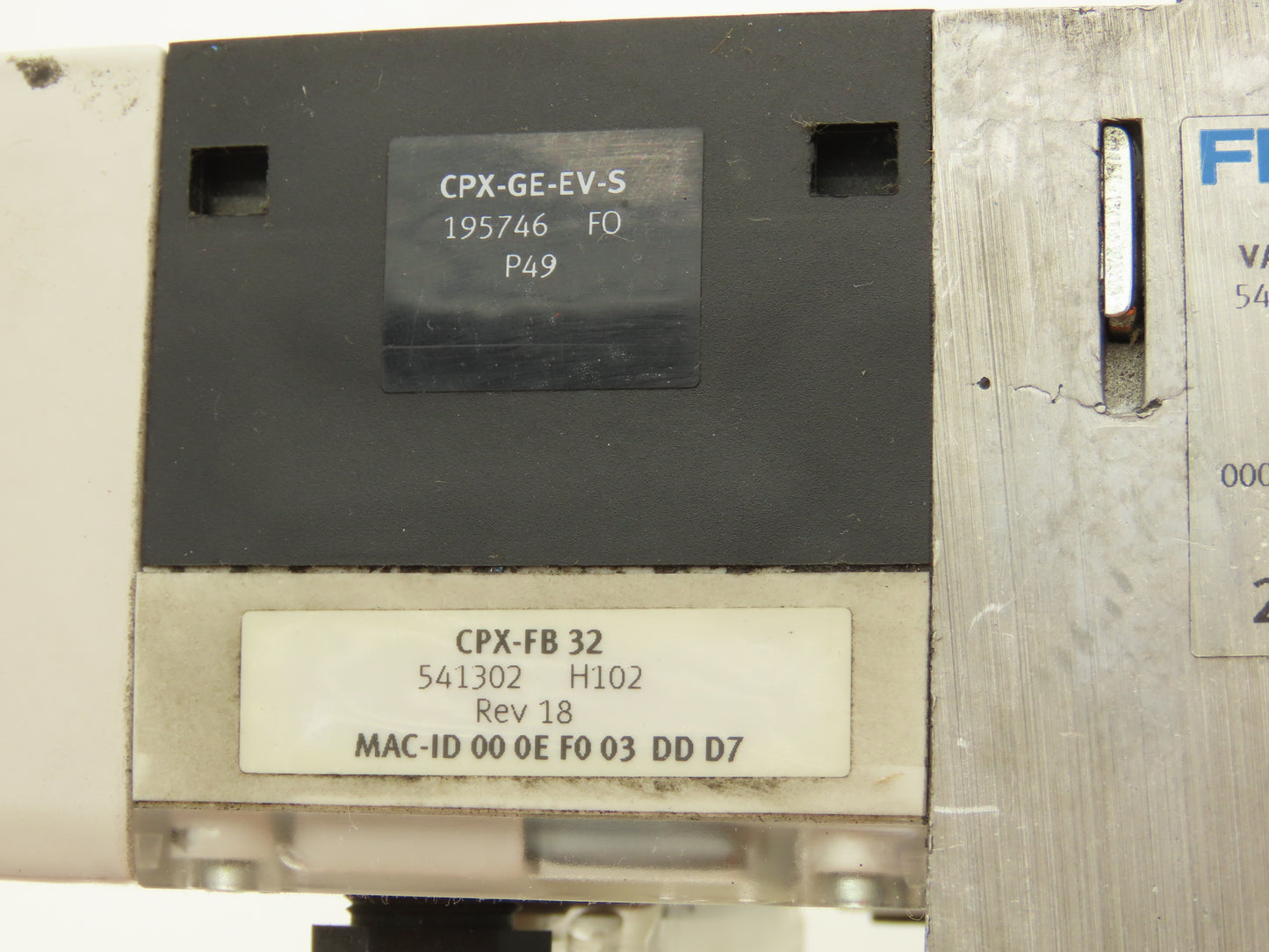 Festo VSVA-B-B52-ZD-A2-1T1L Solenoid Valve 12-Station Manifold 24V w/Bus Node