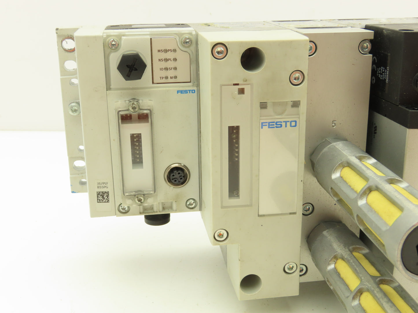 Festo VSVA-B-P53C-ZD-D2-1T1L Solenoid Valve Manifold 24VDC w/Bus Node CPX-FB 32