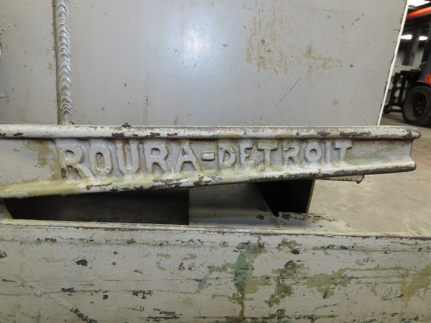 Roura Self Dumping Hopper 1/4 Yard Forklift Steel Dumpster Low Profile 33x37x25"