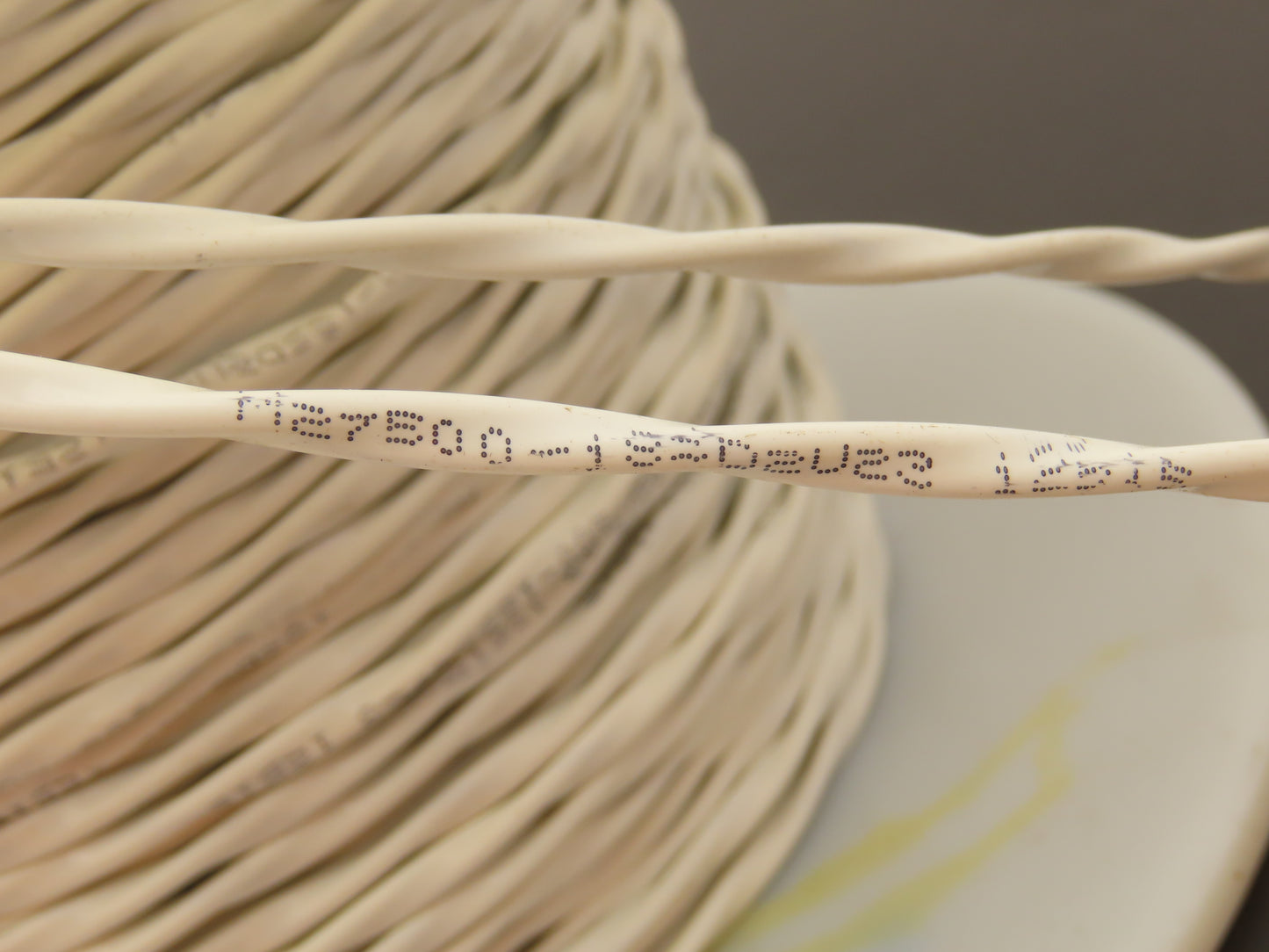 M27500-18SD2U23 18AWG 2 Conductor Wire Tefzel Aircraft Cable Military Spec 500Ft