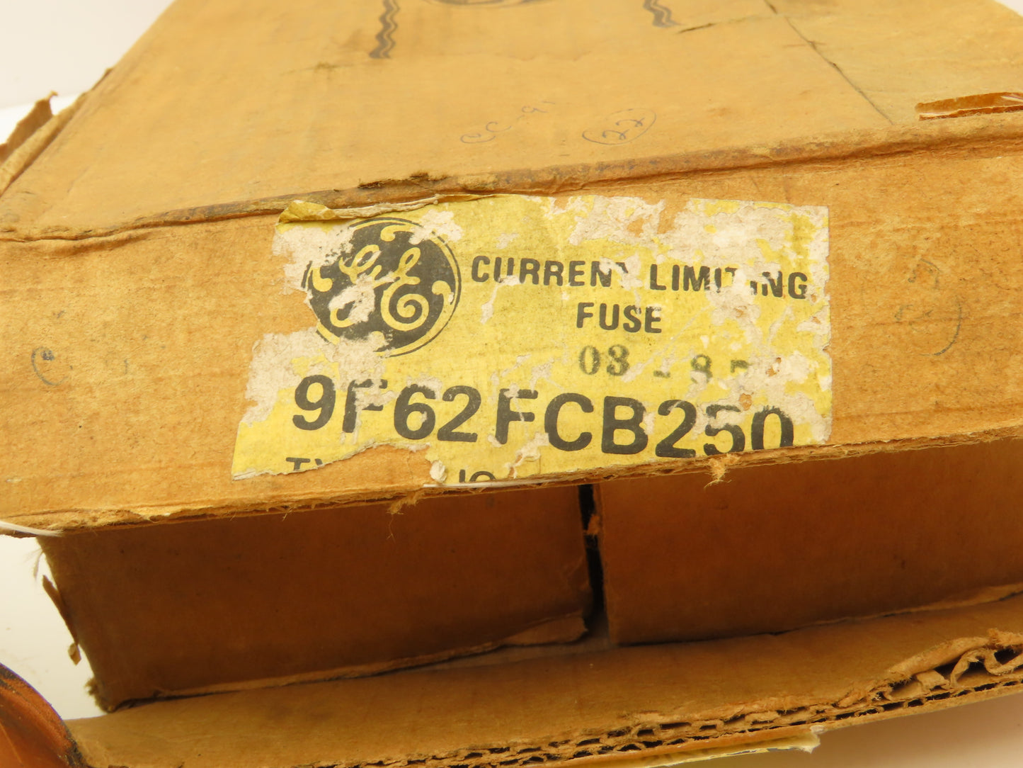 GE General Electric 9F62FCB250 Dual Fuse 250E Amp 5.5kv Type EJ 0-1DD 16"L