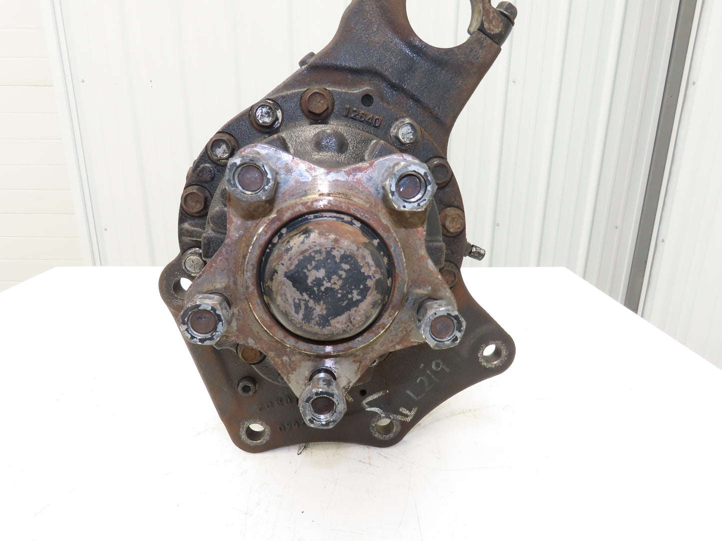 Toyota L12640 Forklift Left Front Drive Axle & Motor Assembly 5-Lug Off 8FBE15U