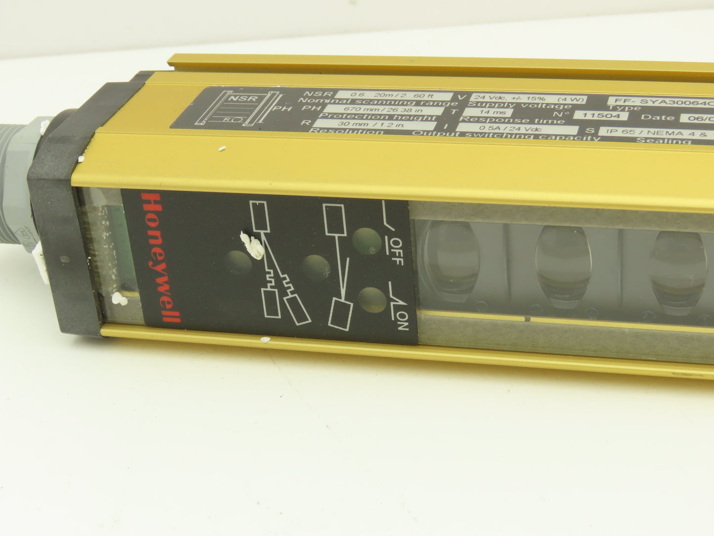 Honeywell FF-SYA30064C2R Safety Light Curtain Emitter Transmitter Set 670mm L