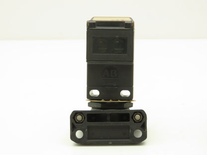 Allen Bradley 42GRU-9200-QD Photoswitch Sensor Series A  Lot of 6