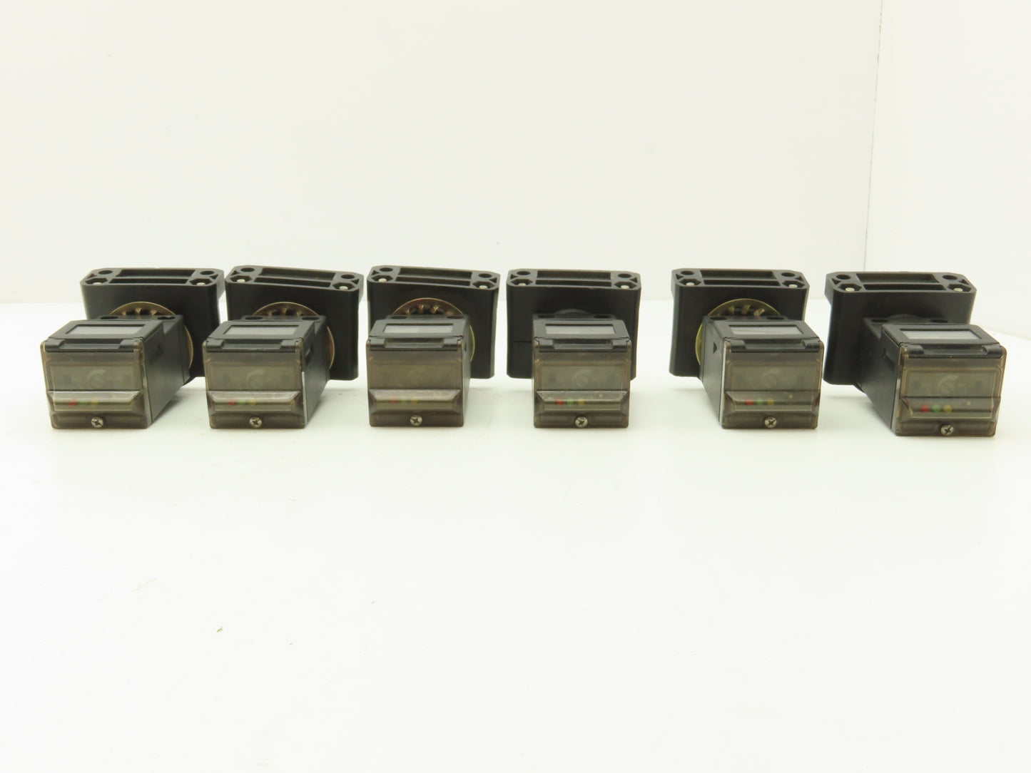 Allen Bradley 42GRU-9200-QD Photoswitch Sensor Series A  Lot of 6