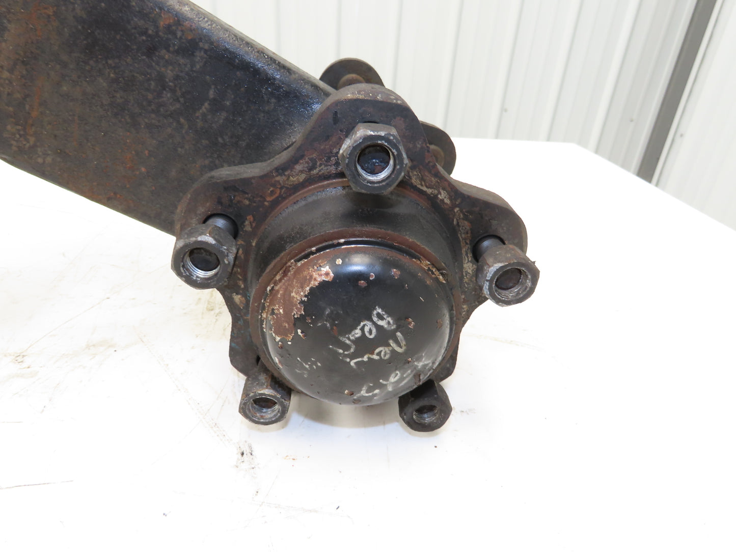 Toyota 8FBE15U Electric Forklift Dual-Wheel Rear Axle Assembly Off 8FBE15U *Read