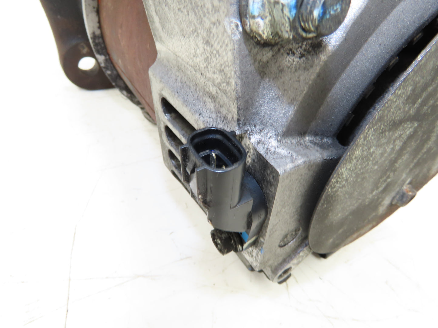 Toyota L12640 Forklift Left Front Drive Axle & Motor Assembly 5-Lug Off 8FBE15U