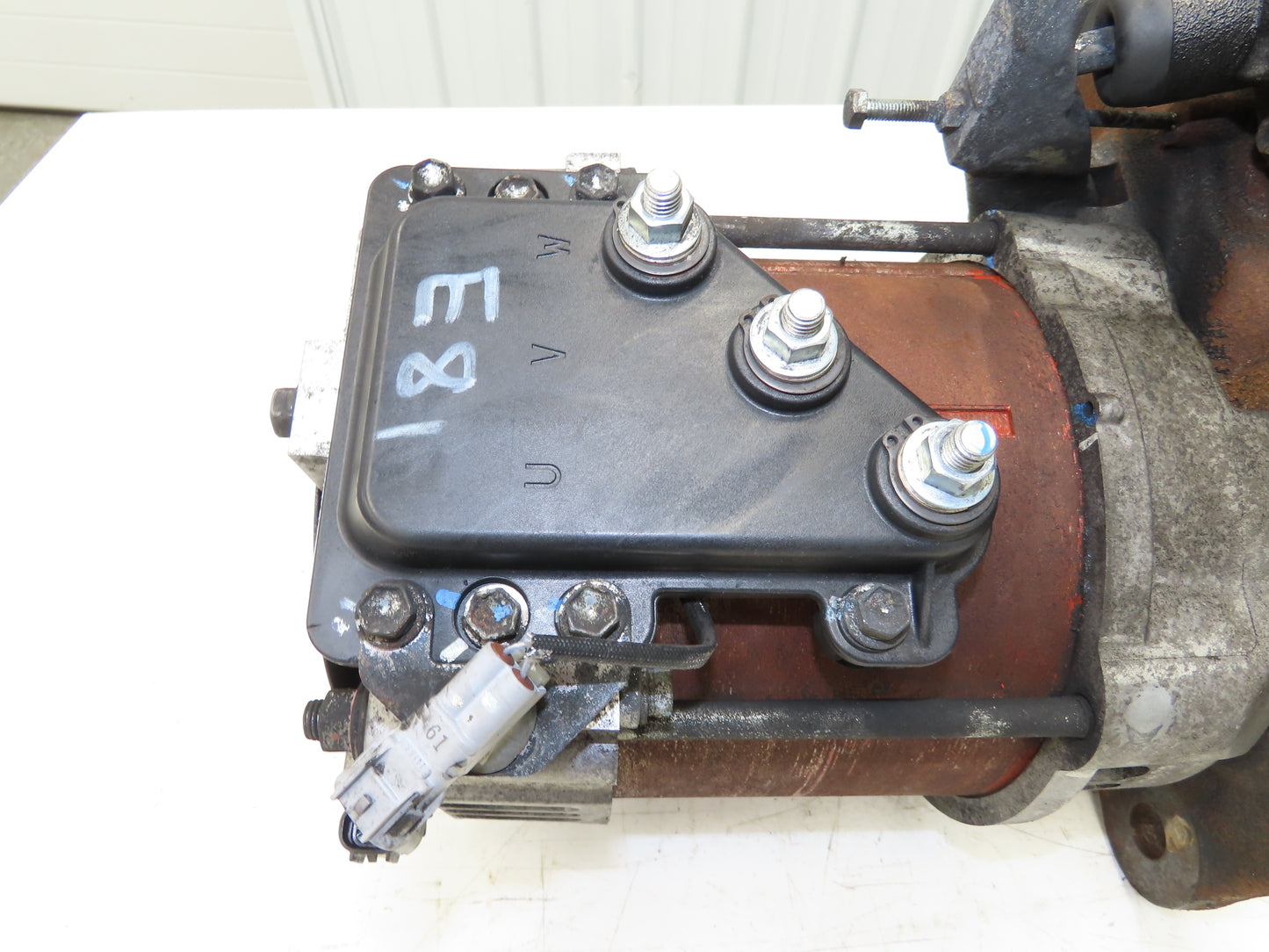 Toyota R12640 Forklift Right Front Drive Axle & Motor Assembly 5-Lug Off 8FBE15U