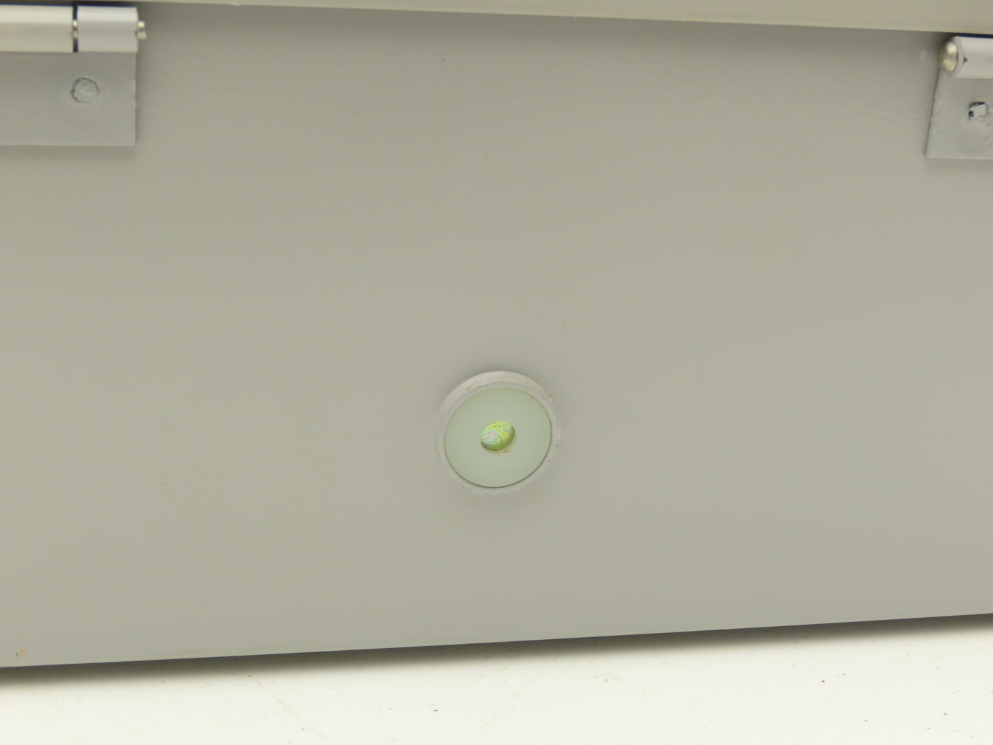 Challenger RGD322SNC Safety Disconnect Switch Fusible 60A 3 Pole 4 Wire 240V