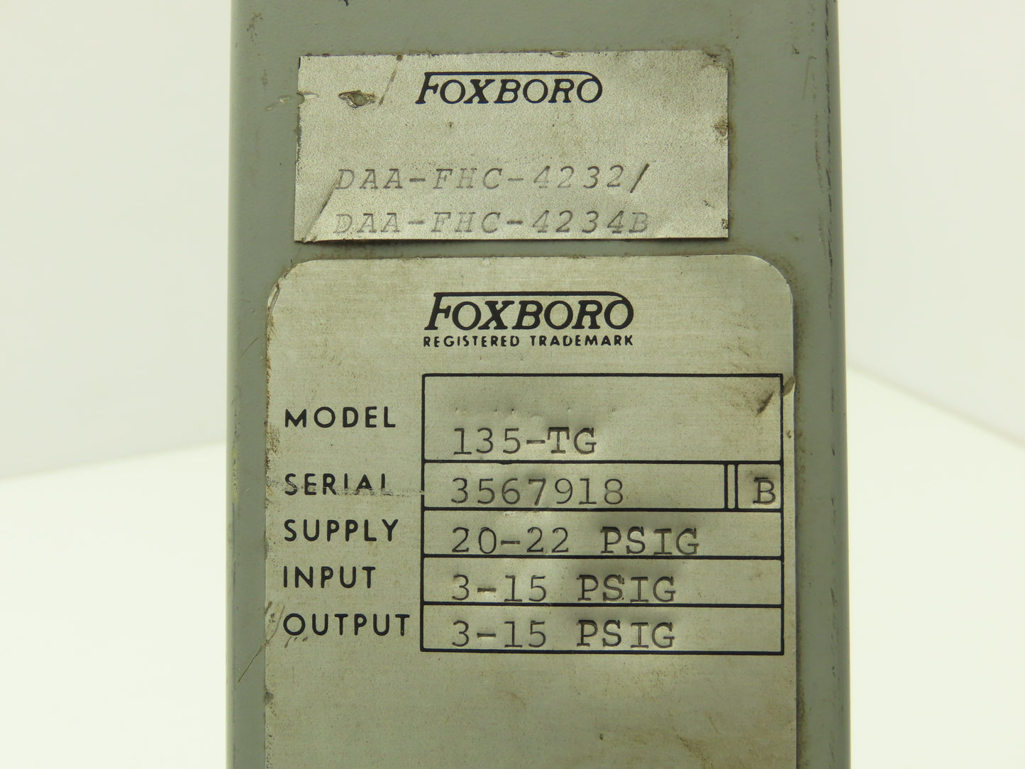 Foxboro 135-TG Pneumatic Indicating Loading Station 20-22PSIG 3-15PSIG Output