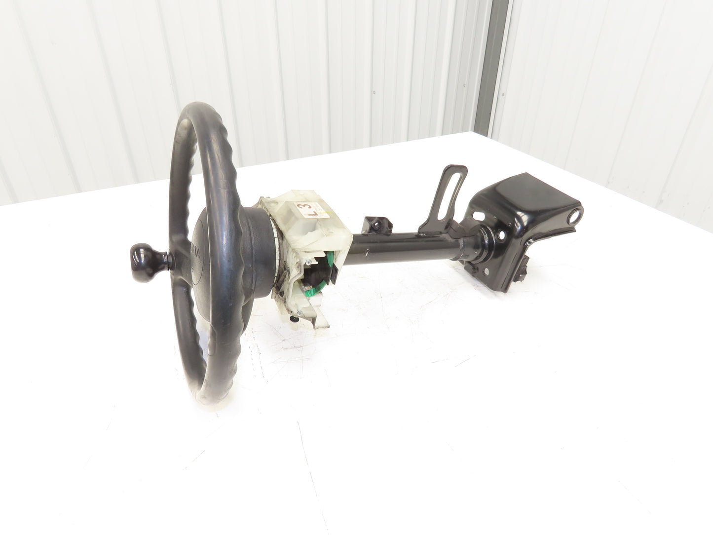 Toyota Electric Forklift Steering Wheel With Column Removed From 8FBE15U