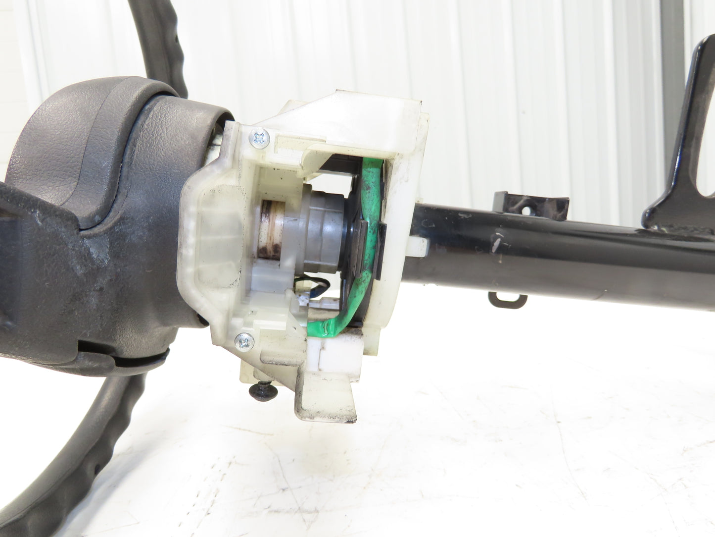 Toyota Electric Forklift Steering Wheel With Column Removed From 8FBE15U