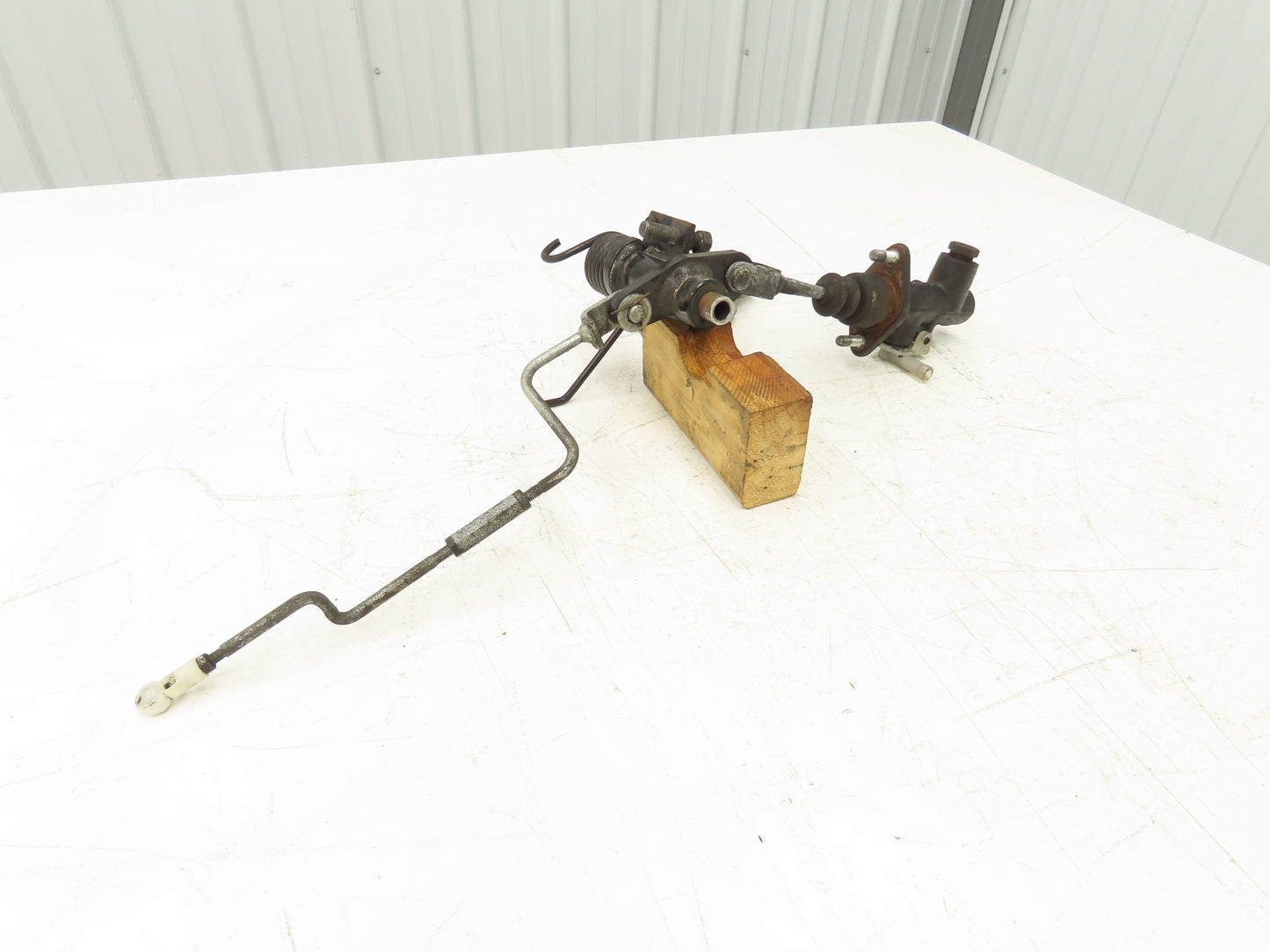 Toyota Electric Forklift Brake Pedal Master Cylinder Assembly From 8FBE15U