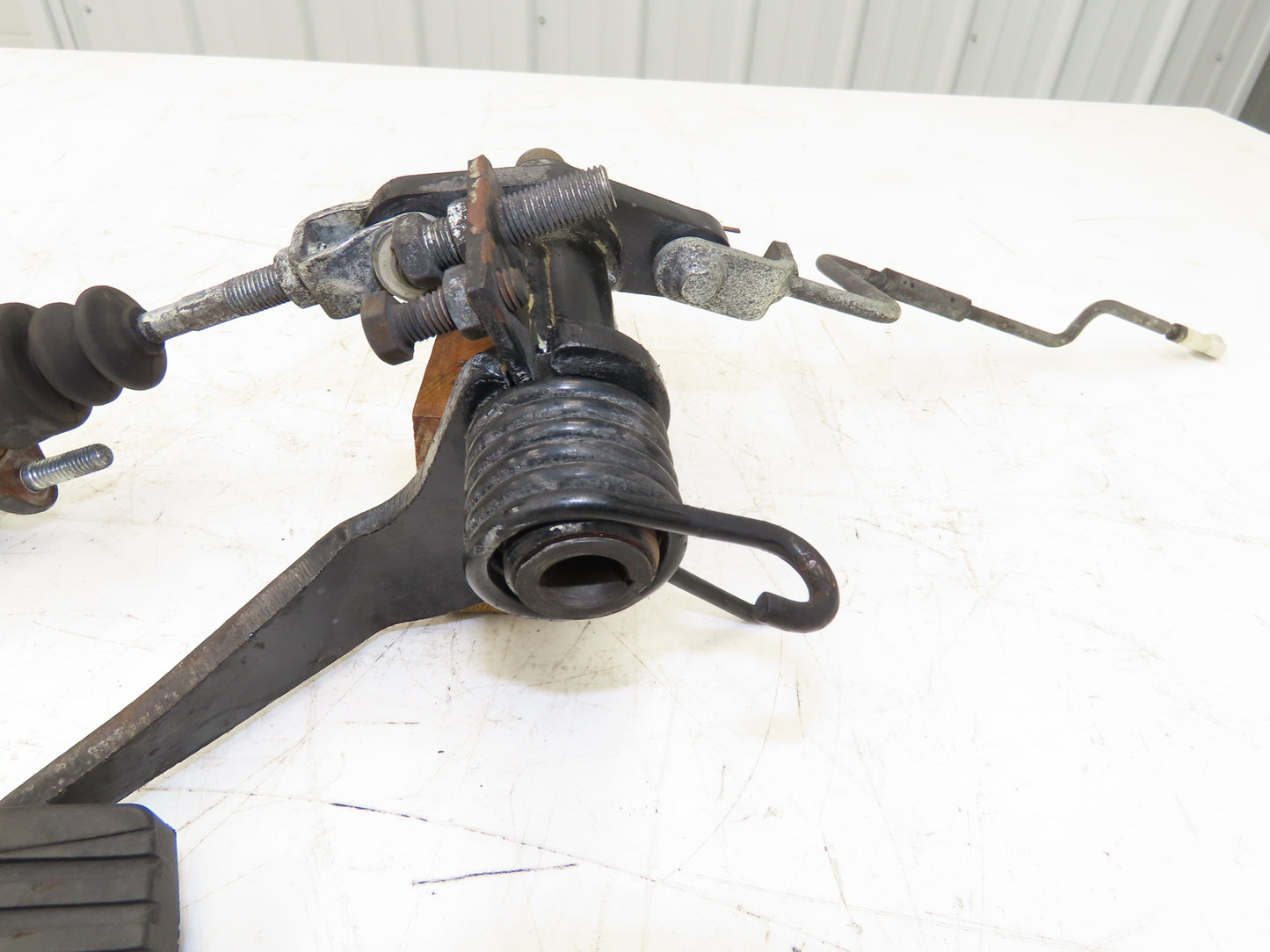 Toyota Electric Forklift Brake Pedal Master Cylinder Assembly From 8FBE15U