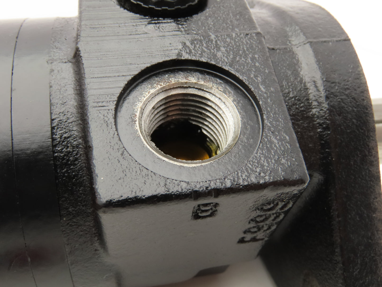 Ross MF051210AAAA Hydraulic Motor 1" Shaft 2 Bolt 4-1/4"