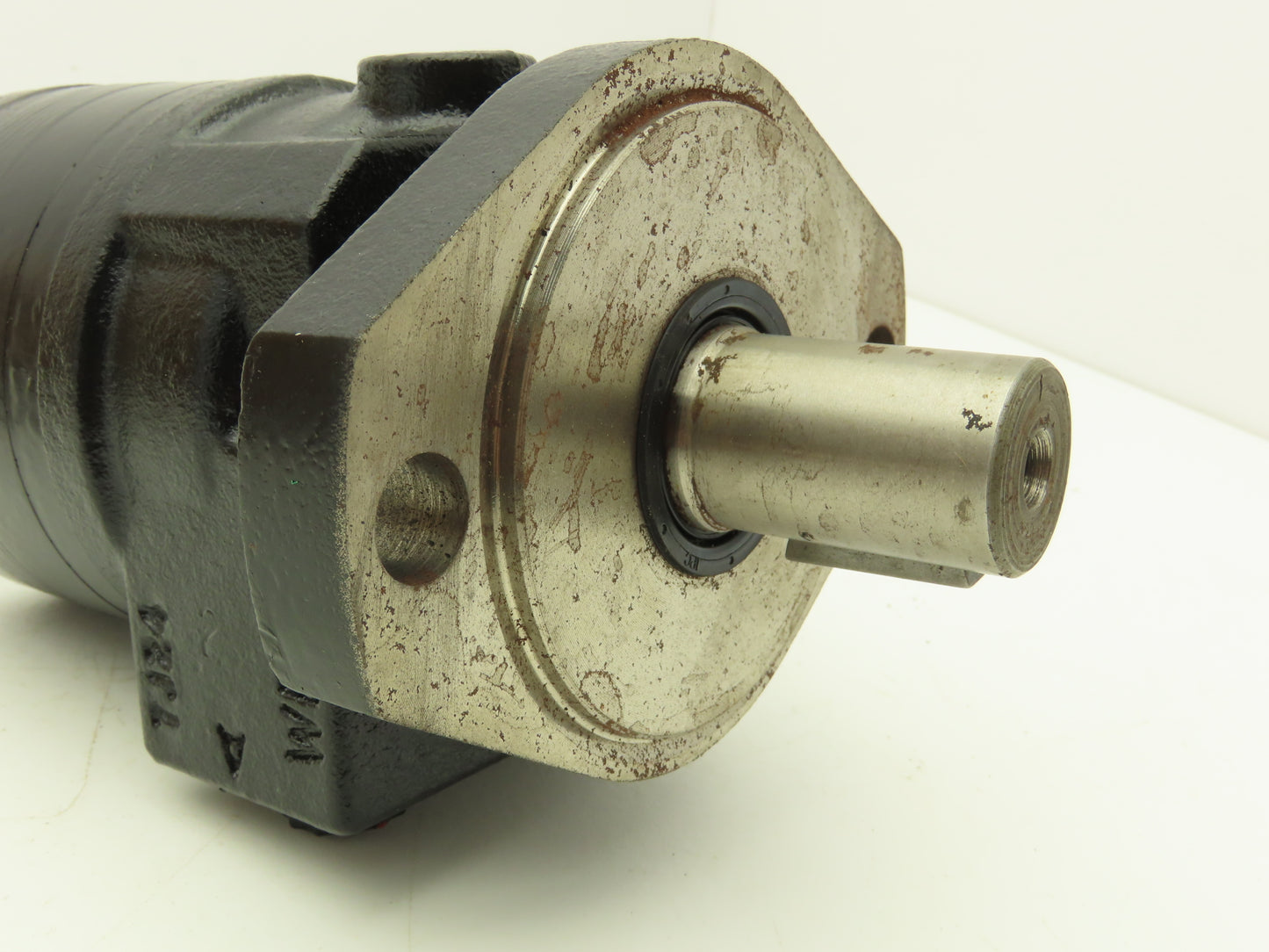 Ross MF051210AAAA Hydraulic Motor 1" Shaft 2 Bolt 4-1/4"