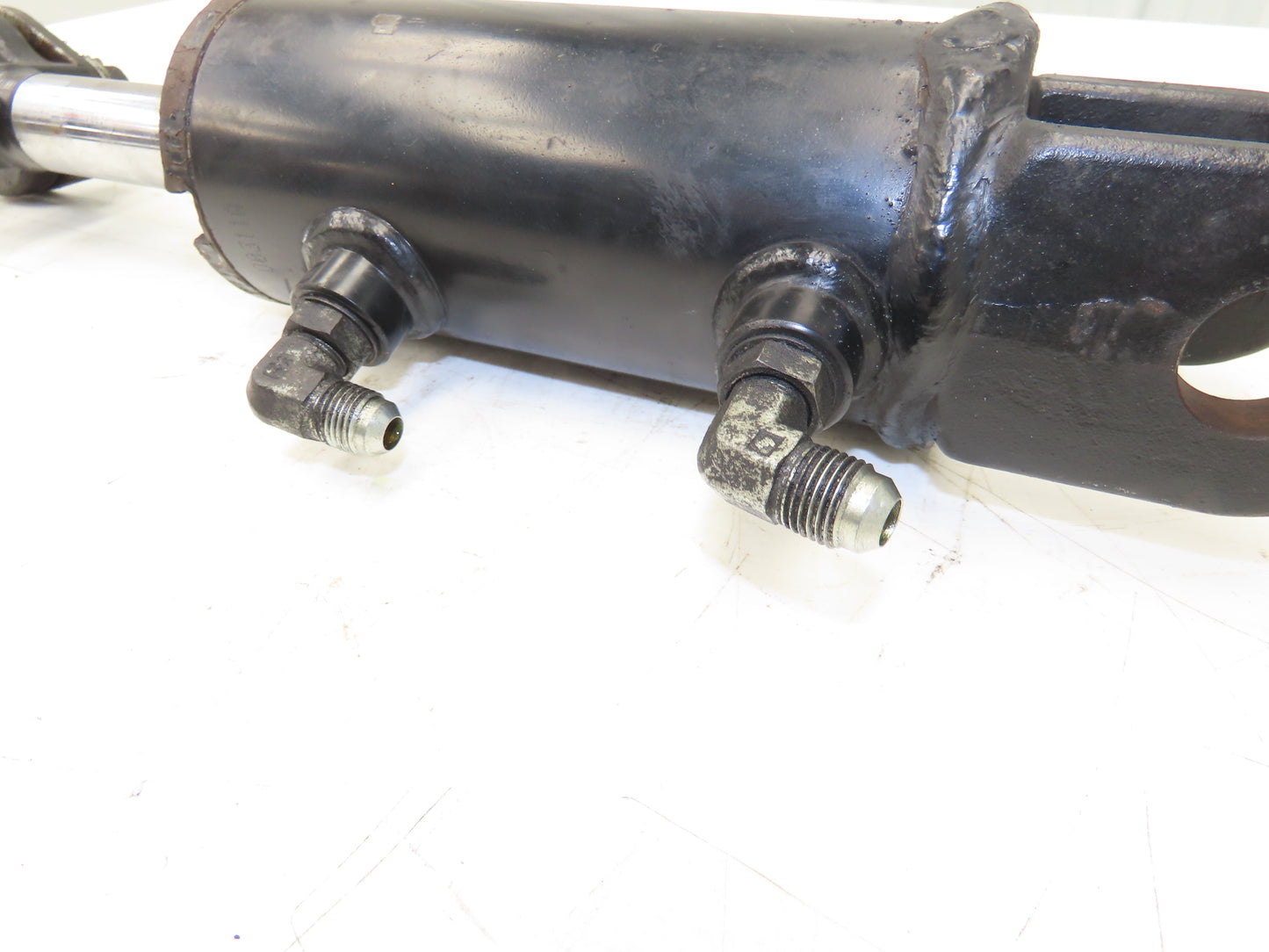 Toyota Electric Forklift Hydraulic Tilt Cylinder Removed From 8FBE15U