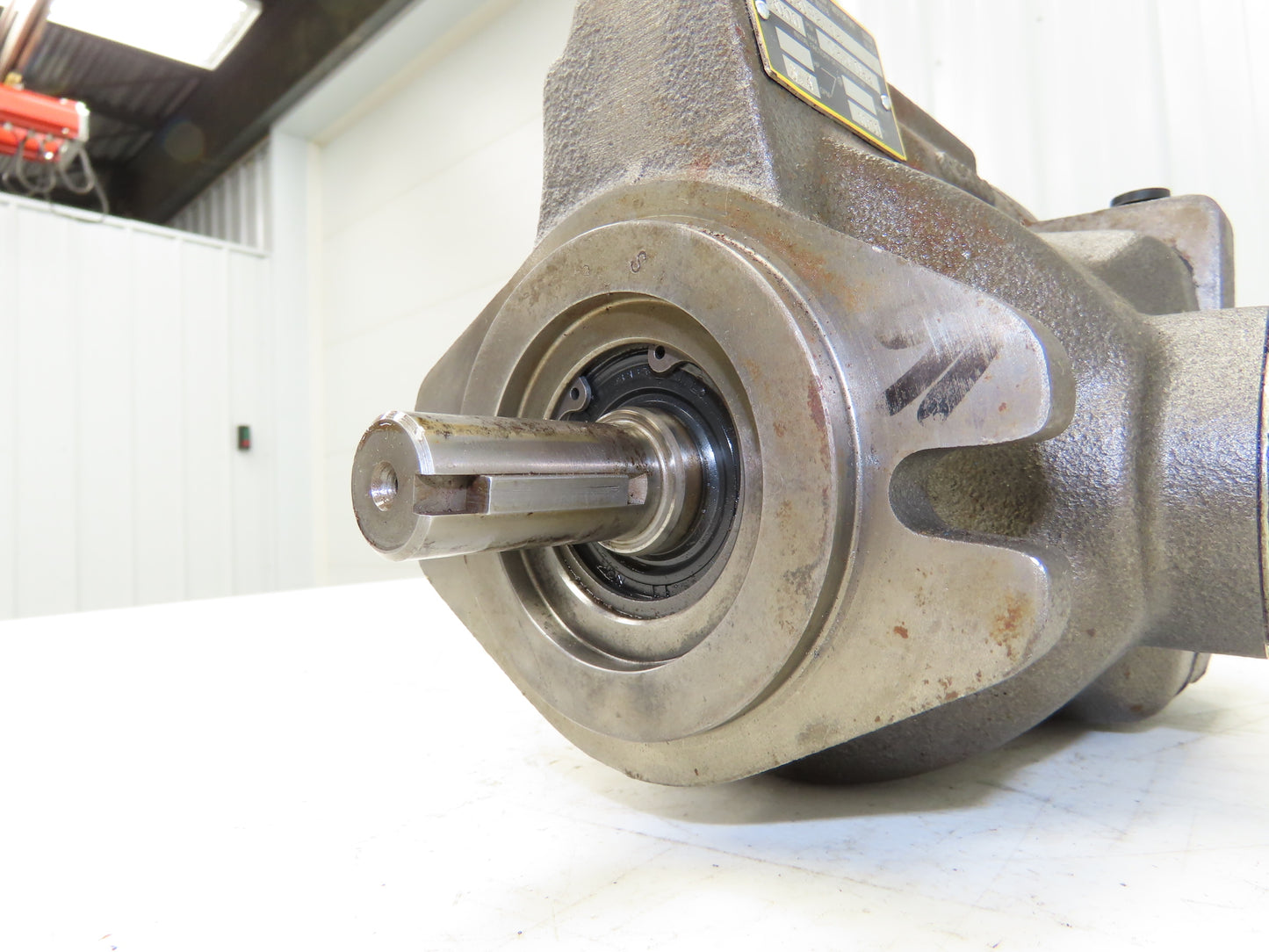 Parker PVP1630R2M12 Hydraulic Variable Piston Pump 5.2-7.8GPM 16cm³ 3000psi