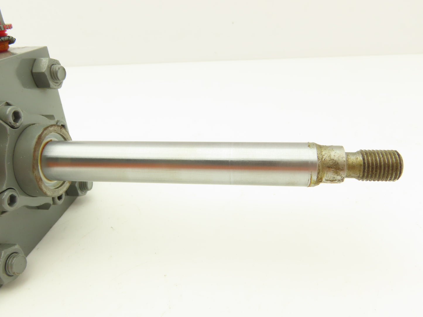 Miller Fluid Power A72B2B Pneumatic Cylinder 2-1/2" Bore 4" Stroke 250PSI