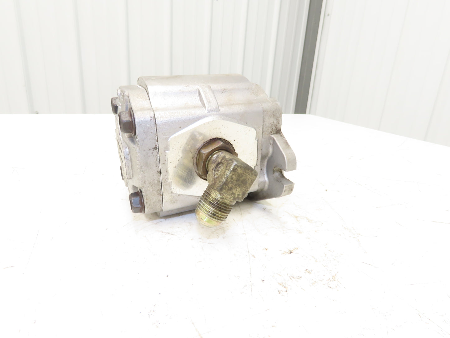 Aztec DGP4-16CN6 Hydraulic Pump Removed From Toyota 5FBE15 Electric Forklift
