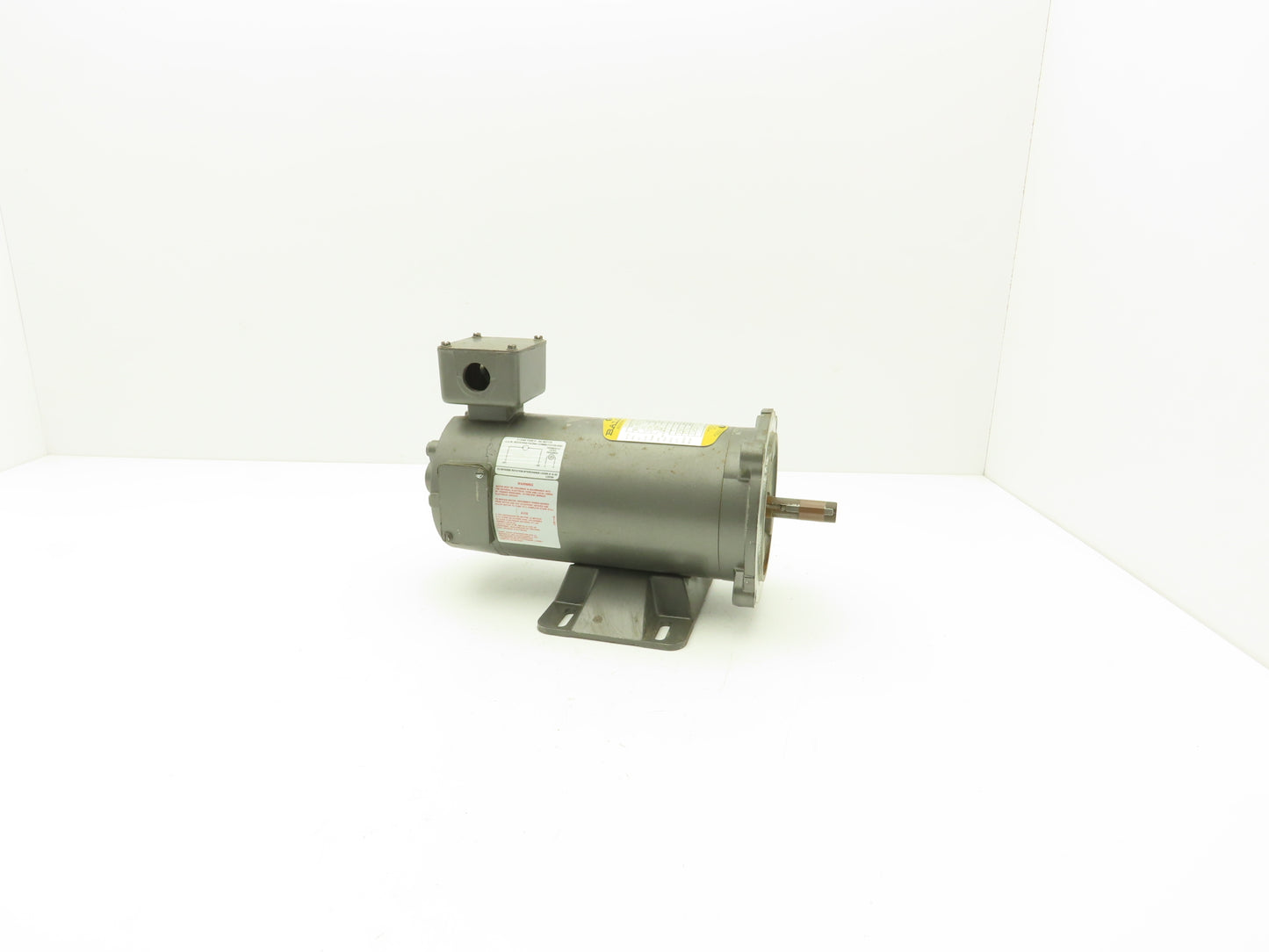 Baldor CDP3320 DC Motor 90VDC .33Hp 1750rpm 3.2A TENV 56C