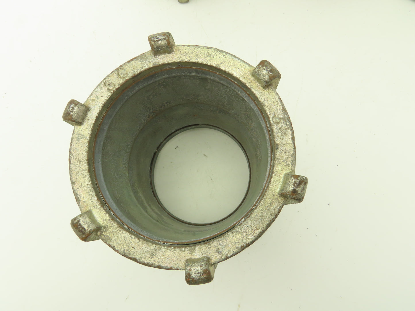 3-1/2" EMT Compression Connector Union Lot of 6