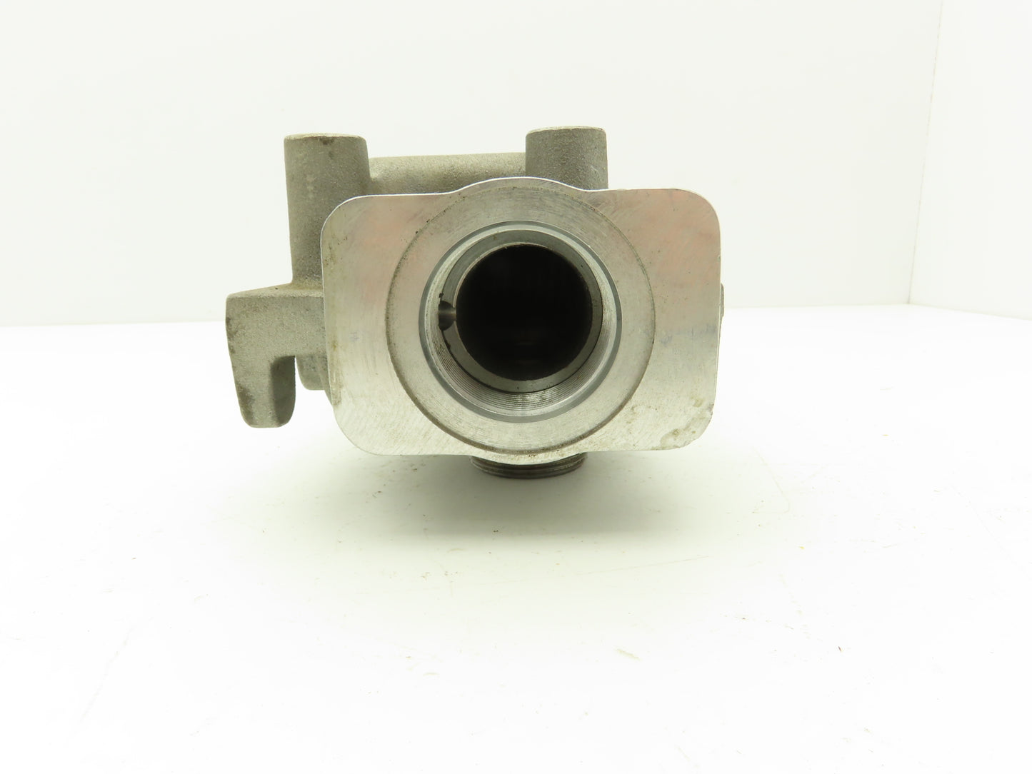 Donaldson Dual Hydraulic Spin-On Filter Head 1-1/2"SAE Filter Threads 1-3/4"