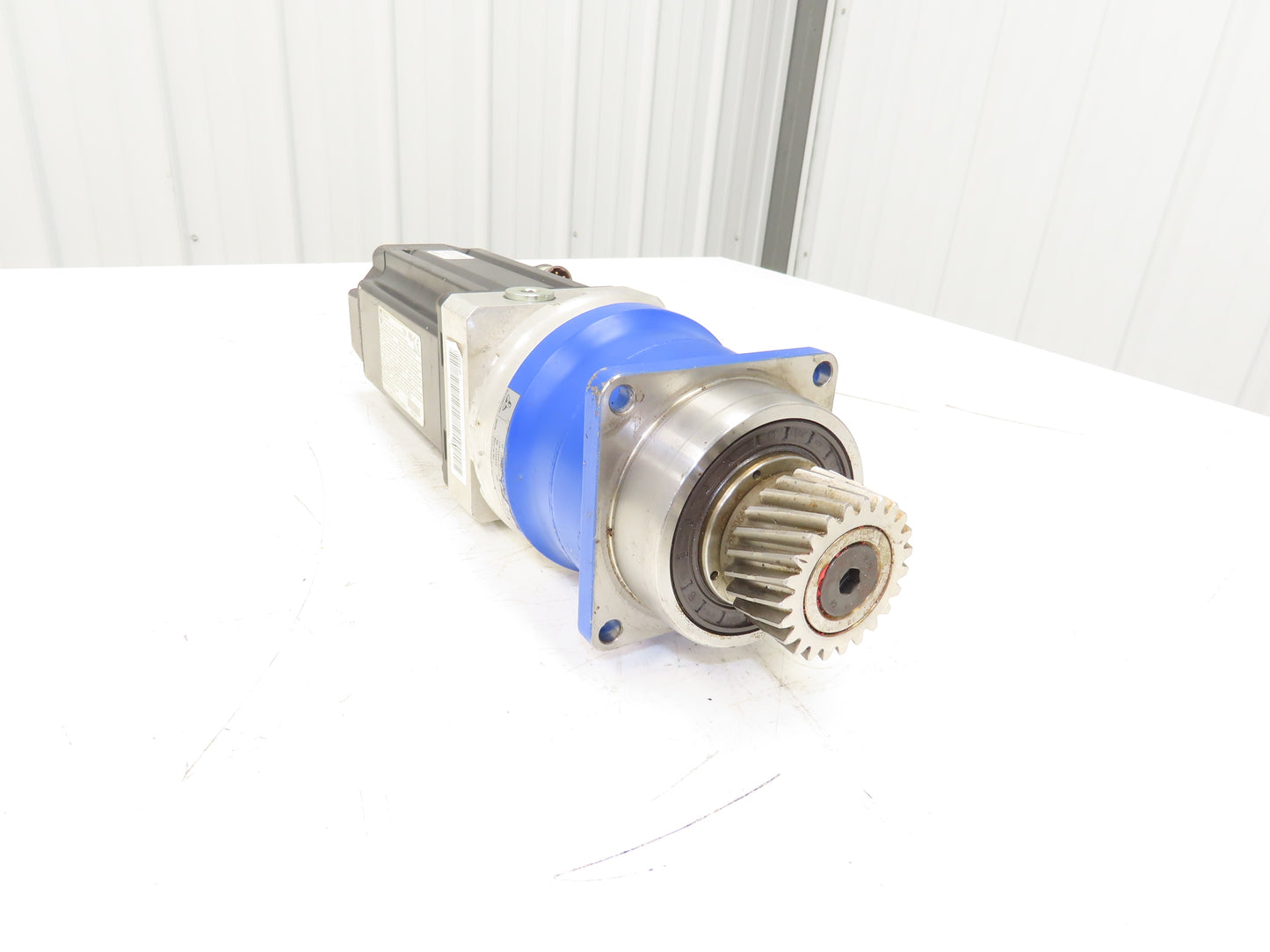 Allen Bradley Kinetix AC Servo Gearmotor 70:1 Reducer 2.5Hp 71 RPM 460V 3Ph