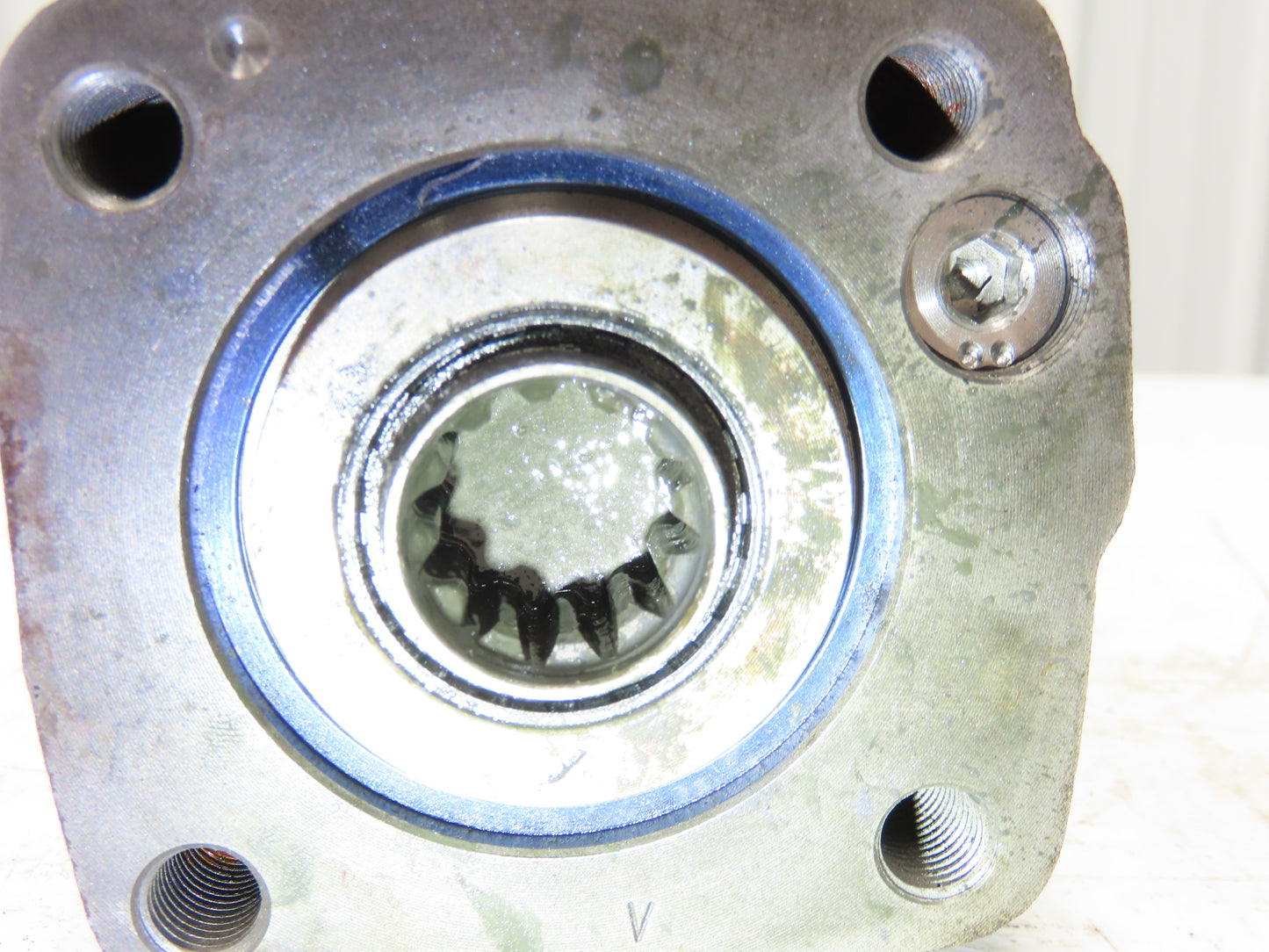 Sumitomo Eaton UBS080A06Z2D Forklift Hydraulic Power Steering Pump Toyota 5FBE15