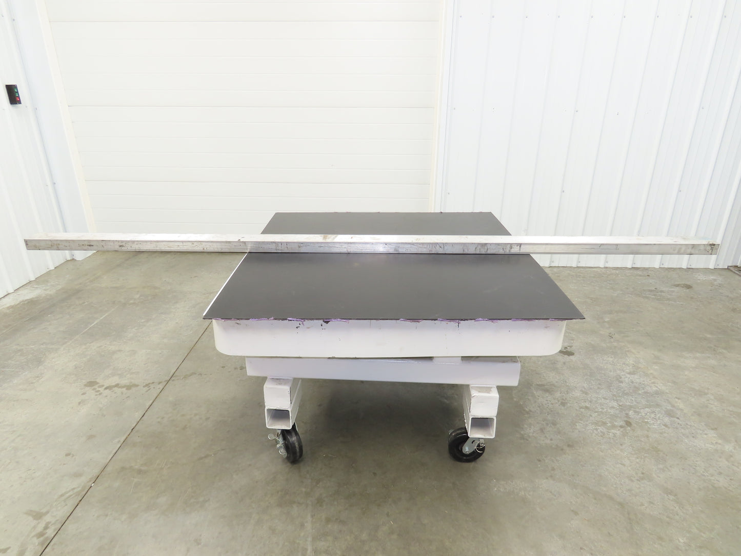 Hydro 6061-T6511 Aluminum Rectangle Bar Stock 2"x 4"x 118"L 94Lbs