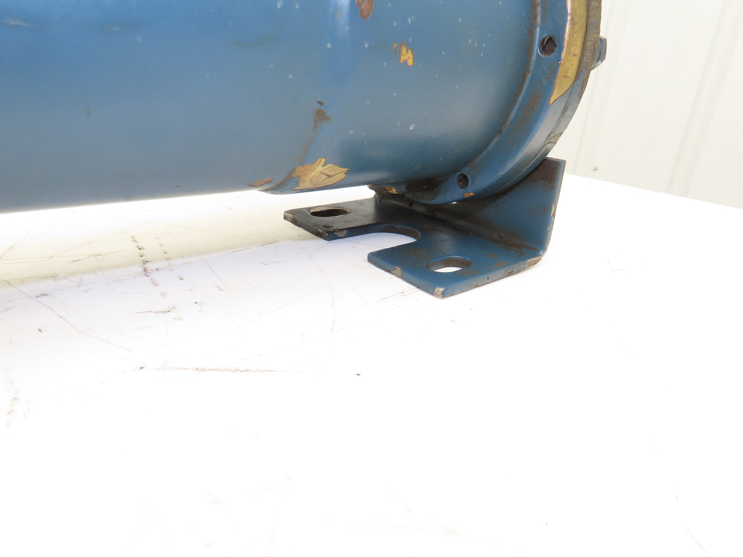 ITT Brass Shell & Tube Heat Exchanger 1.25"x 1.5"NPT 2-Pass 300psi