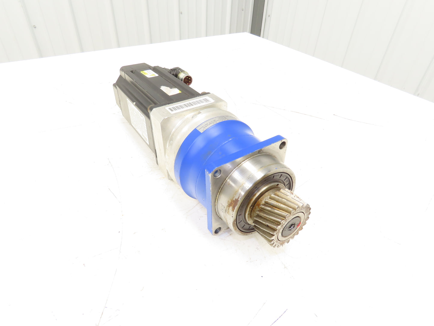 Allen Bradley Kinetix AC Servo Gearmotor 25:1 Reducer 2.5Hp 200 RPM 460V 3Ph