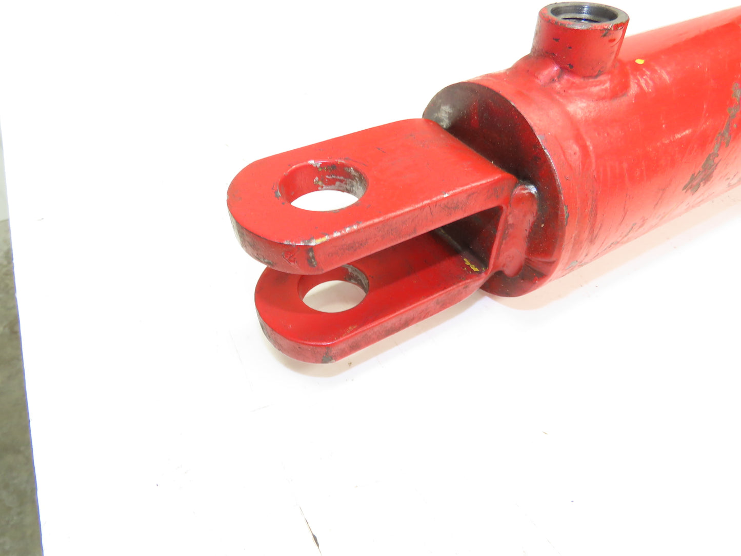 Welded Round Hydraulic Cylinder 3" Bore 30" Stroke Double Acting