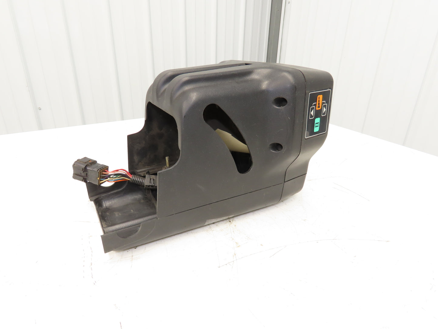 Toyota 57110-13301-71 Electric Forklift LCD Dash Steering Column Cover 5FBE15