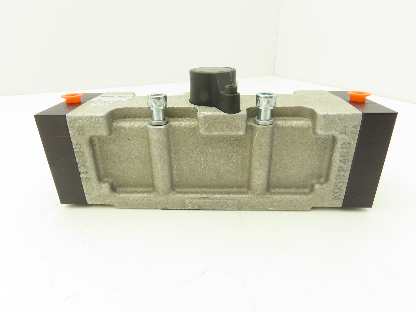 Parker L72431211XXVX0B Pneumatic Directional Solenoid Valve Auto 250B Series