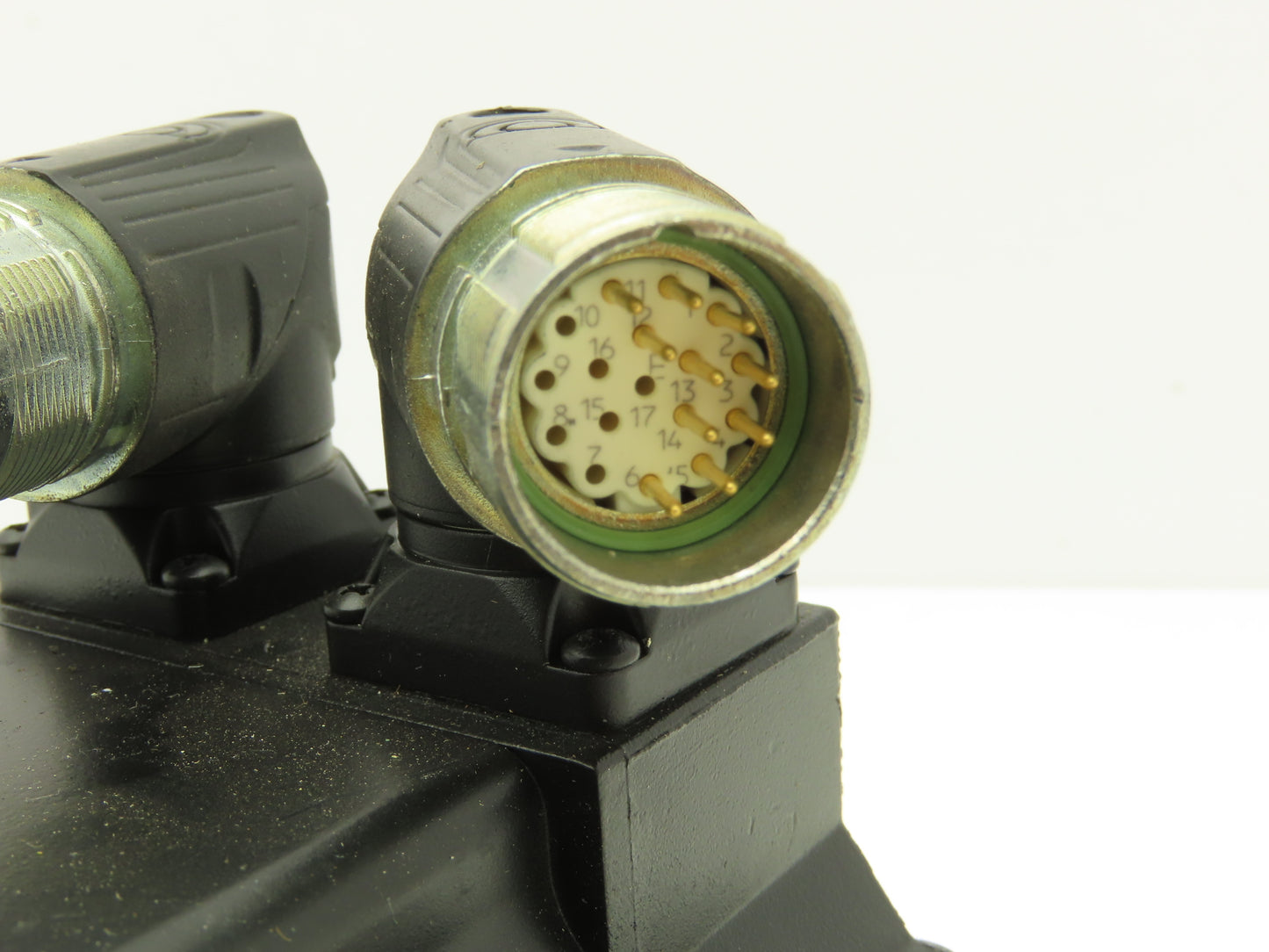 Allen Bradley Kinetix AC Servo Gearmotor 20:1 Reducer 2.5Hp 250 RPM 460V 3Ph