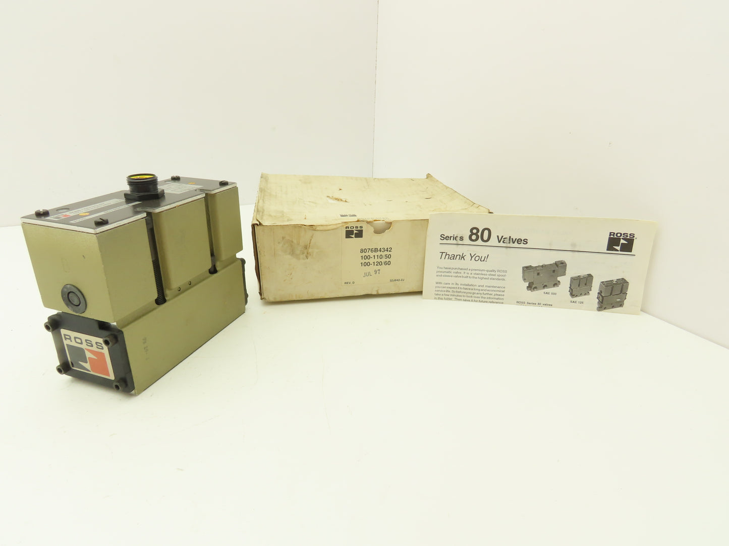 Ross 8076B4342 Pneumatic Directional Solenoid Pilot Valve 115V 80 Series