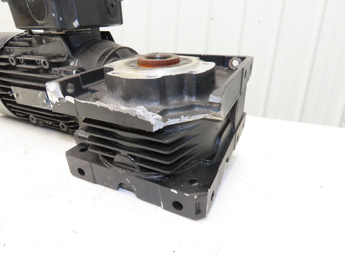 Siemens 1LE10010DB390KA4Z AC Gearmotor 80:1 Reducer 22RPM 0.75kW 480V 3Ph