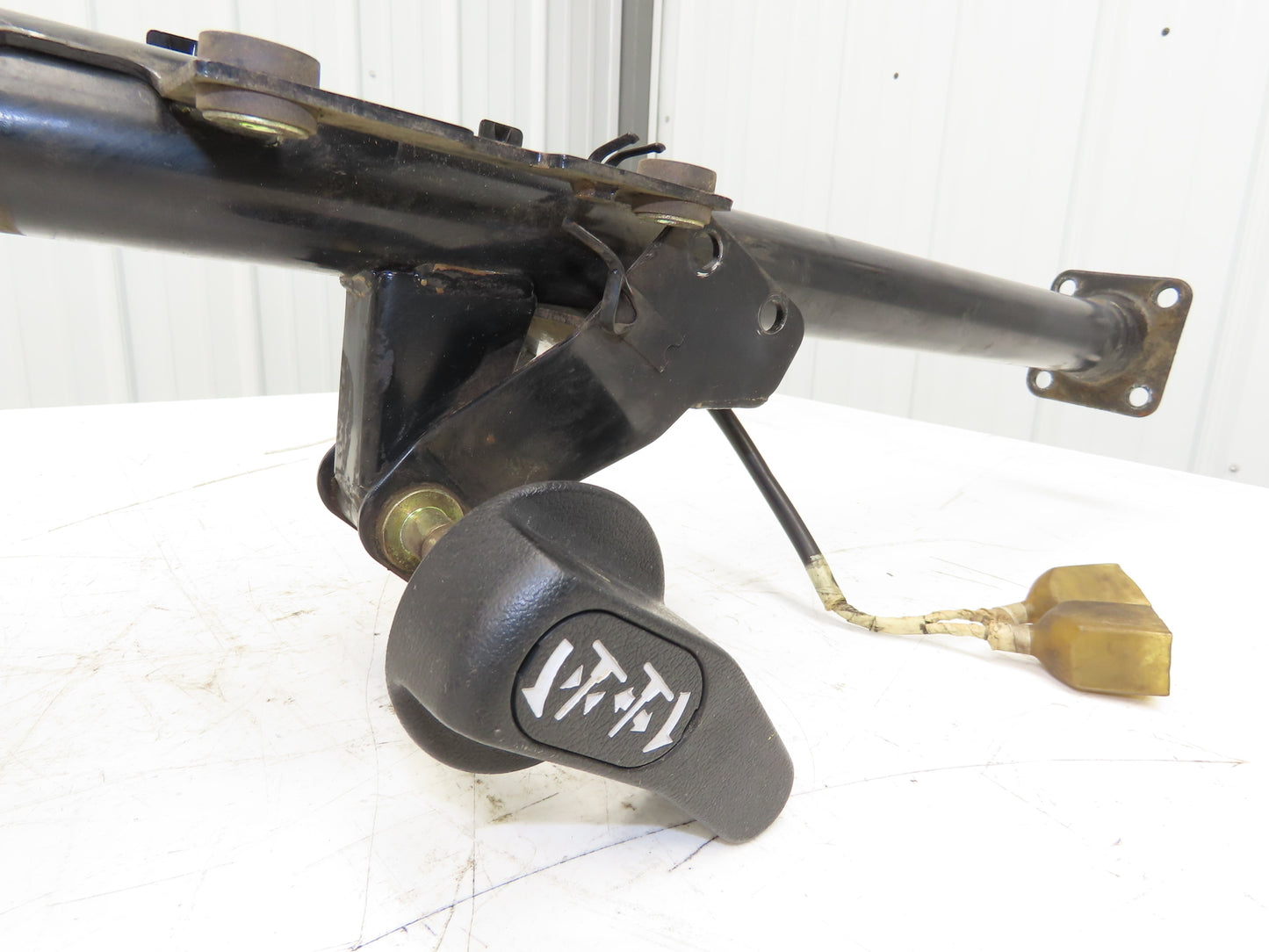 Toyota Electric Forklift Steering Wheel & Column Removed From 5FBE15